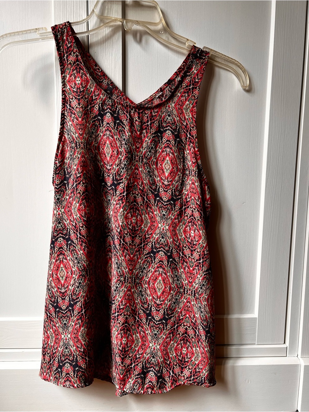 Women’s Pink Geometric Racerback Tank Top